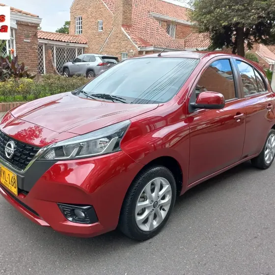 Nissan March 1.6 Sense At usado en Usaquén