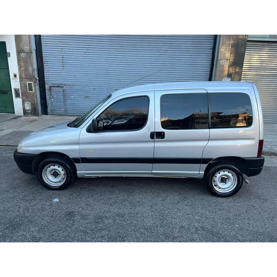 Peugeot Partner Urbana 1.4 Confort Aa