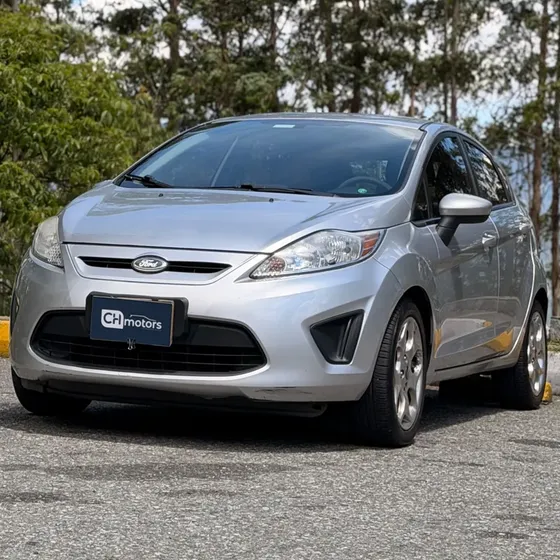 Ford Fiesta 2013 1.6 Hatchback Mecánica
