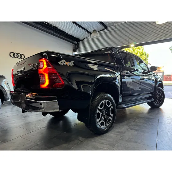 Toyota Hilux Pick-up 2.8 Cd Srx 177cv 4x4 At