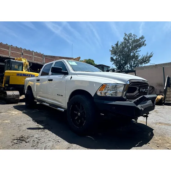 Ram Ram 1500 3.6 Tradesman V6 Crew Cab 4x4