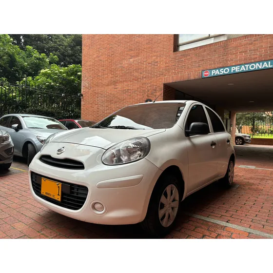 Nissan March 1.6 Active +