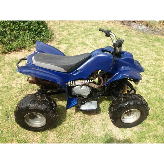 Kinroad 200cc. Anda Perfecto. Cardanico.