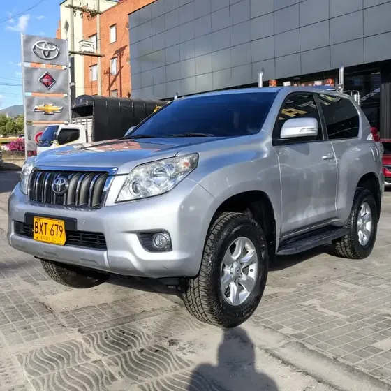 Toyota Prado 2011 2.7