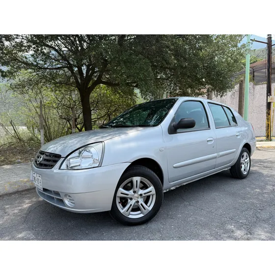 Nissan Platina 1.6 A At