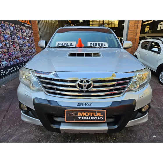 Toyota Hilux Sw4 3.0 Srv I 171cv 4x4