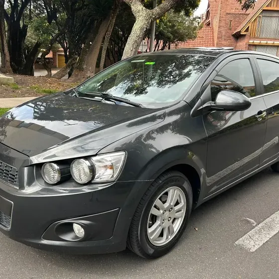 Chevrolet Sonic 2015 1.6 Lt 5 P