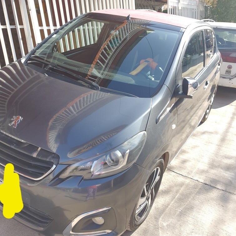 Peugeot 108 1.2 Full