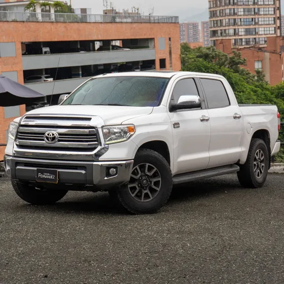 Toyota Tundra 2017 Edición 1794