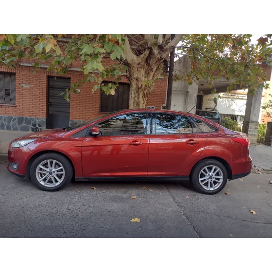 Ford Focus Iii 1.6 Sedan S