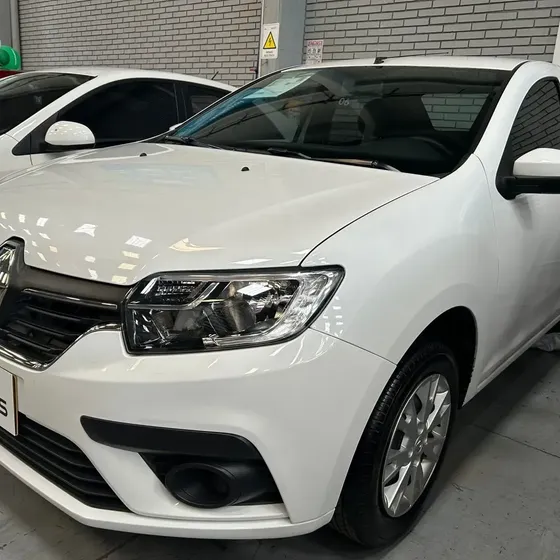 Renault Logan 2025 New Logan Life + 1.6