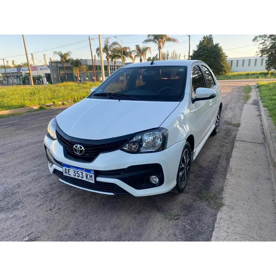 Toyota Etios 1.5 Sedan Xls