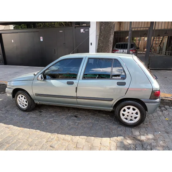 Renault Clio 1.6 Rt