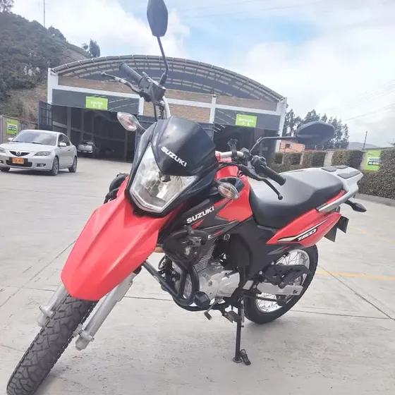  Suzuki Dr 150  Modelo 2025