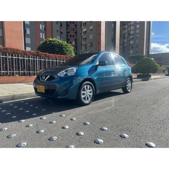 Nissan March 1.6 Sense