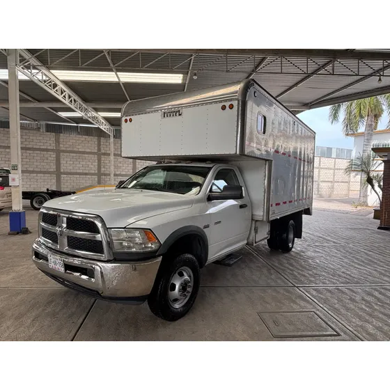 Ram 4000 Ram 4000 Pl 5.7 L 4x2