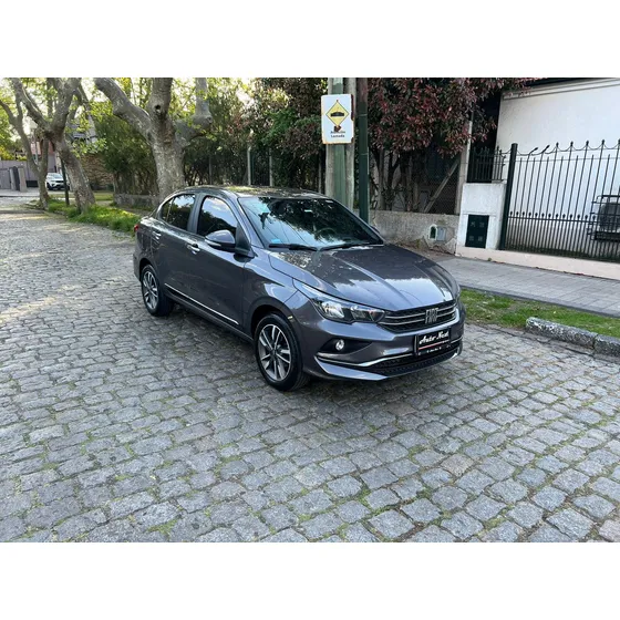 Fiat Cronos 1.3 Precision Cvt