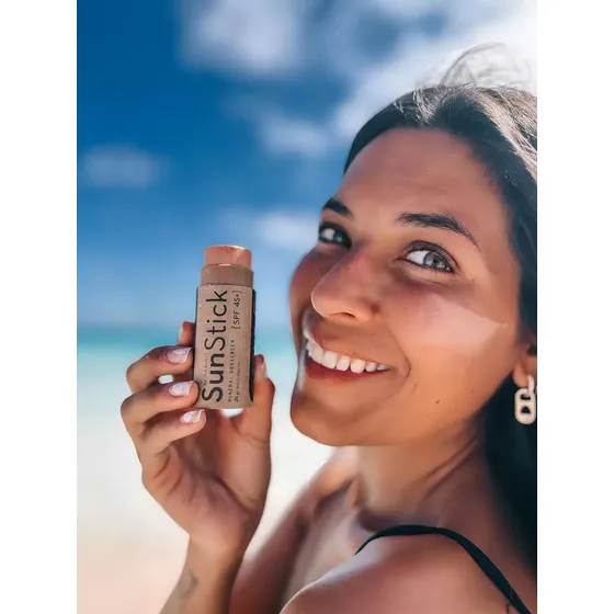 Protector Solar Facial Surf Nieve Sunstick Fps 45+ Ozone