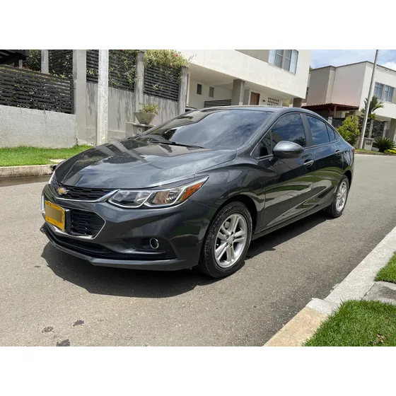 Chevrolet Cruze 1.4 Lt