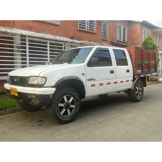 Chevrolet Luv 2.3 Std Tfr 96 Hp