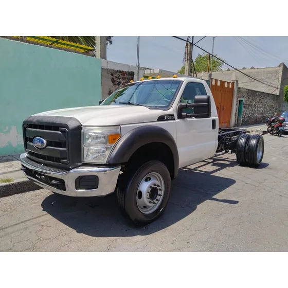 Ford F-450 Austera