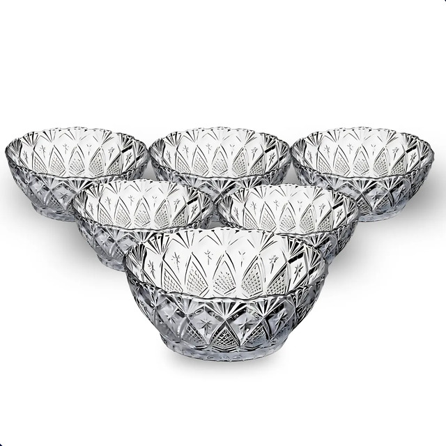 Conjunto de 6 bowls de vidro transparente com design lapidado em formato de pétalas, dispostos em um arranjo triangular sobre fundo branco.