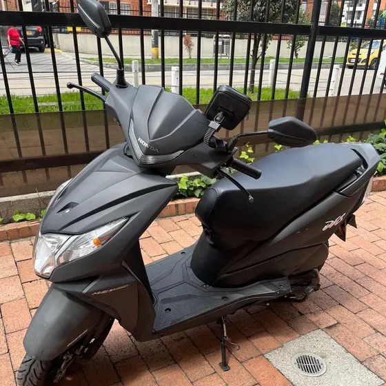 Honda Dio Dlx E3 Color Gris Mate Modelo 2024