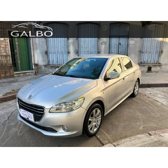 Peugeot 301 Full