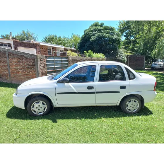 Chevrolet Corsa Classic 1.6 Gl