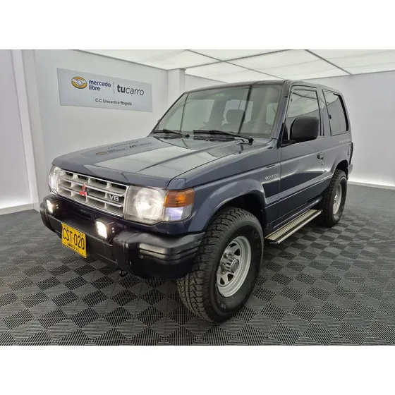 Mitsubishi Montero 3.0 V13