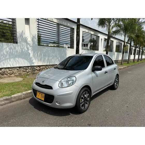 Nissan March 1.6 Sense
