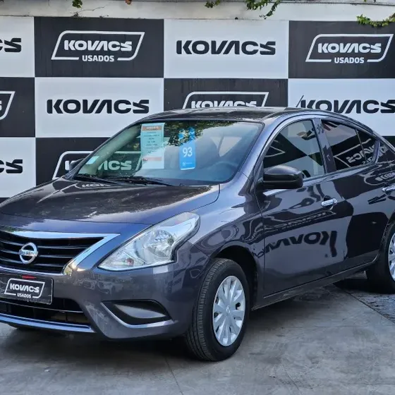 Nissan Versa 2021