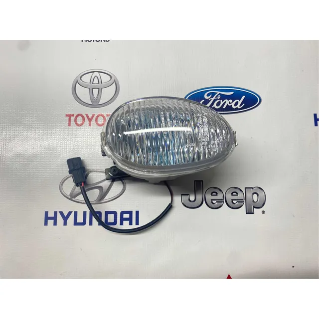 Faro De Neblina Izquierdo Hyundai Accent Sedan 98-05 Korea.