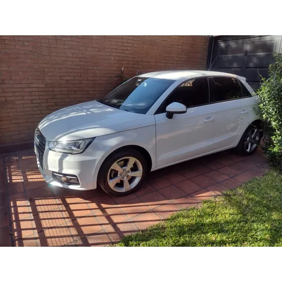 Audi A1 1.4 Tfsi Stronic 125cv