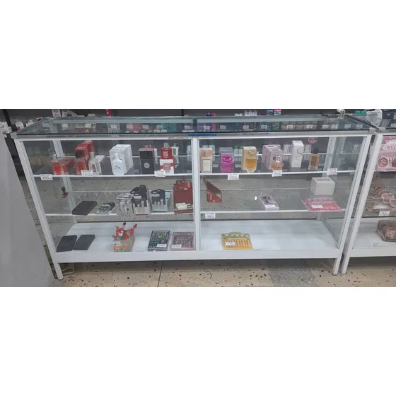 Vitrina Exhibidora De 2m Largo X 1m Ancho X 45cm Profundidad