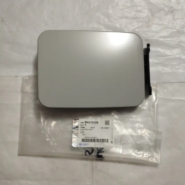 Tapa De Gasolina Externa Aveo 4 Puertas 2005-2010 Original