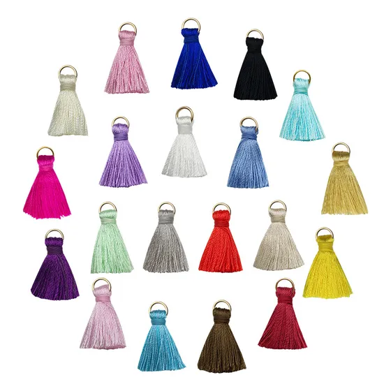 100 Piezas Colgante De Borlas De Hilo Sedoso Mini Flecos De