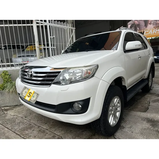 Toyota Fortuner Full