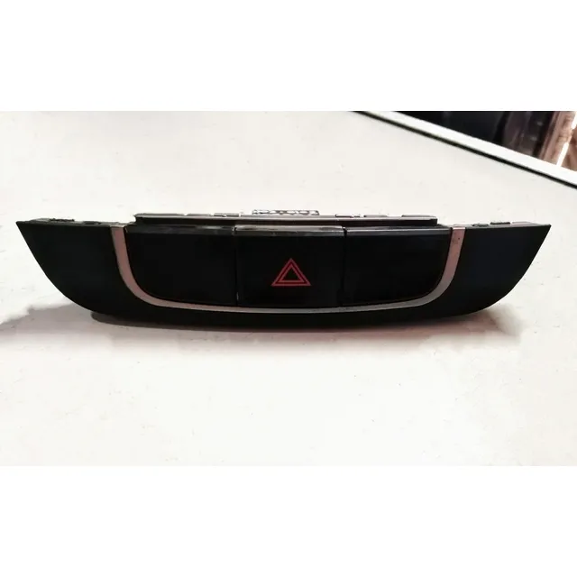Botón Hazard Hyundai Tucson 2010-2014
