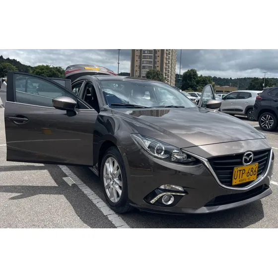 Mazda 3 2.0 Touring At