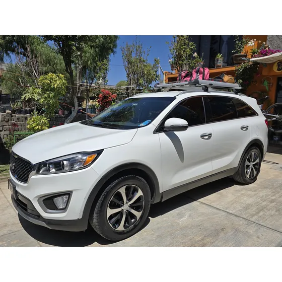 Kia Sorento 3.3l Ex Pack Nav 7 Pas Mt