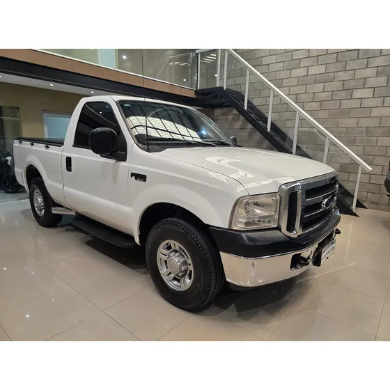 Ford F-100 3.9 Cab. Simple Xlt 4x2