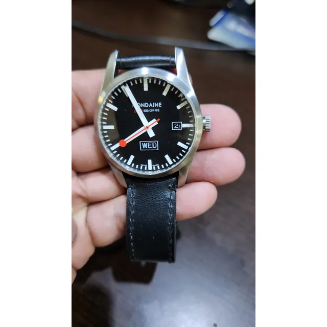 Reloj Mondaine Modelo 30340 Suizo Cristal De Zafiro