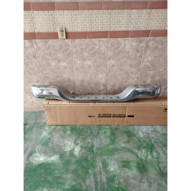 Parachoque Trasero Toyota Hilux Cromado (nuevo-original)