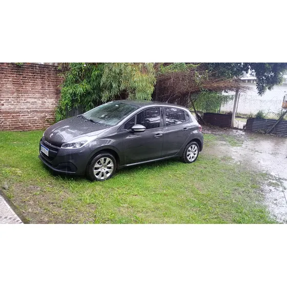 Peugeot 208 Peugeot 208