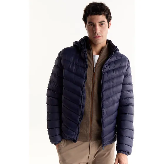 Campera Inflada Equus Lillo Azul Marino Capucha Desmontable