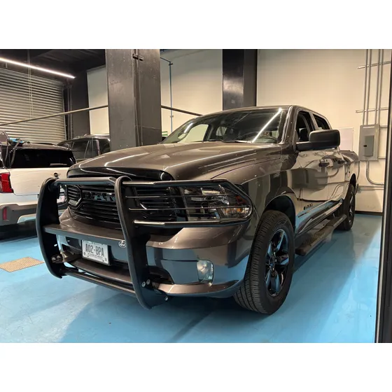 Dodge Ram 1500 Crew Can V8 4x4