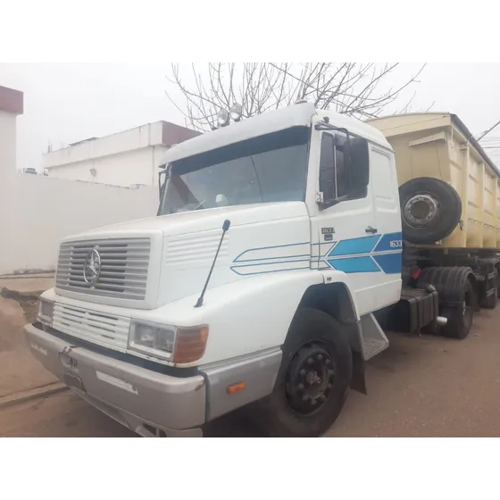Camión Mercedes Benz 1633