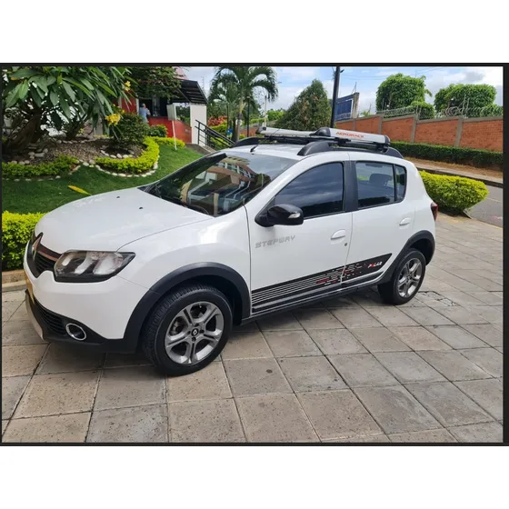 Renault Stepway 1.6 Intense Automática
