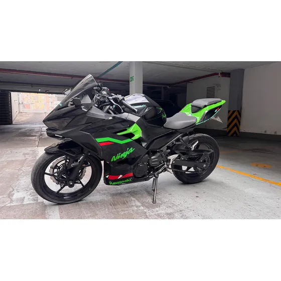 Kawasaki Ninja Ex400